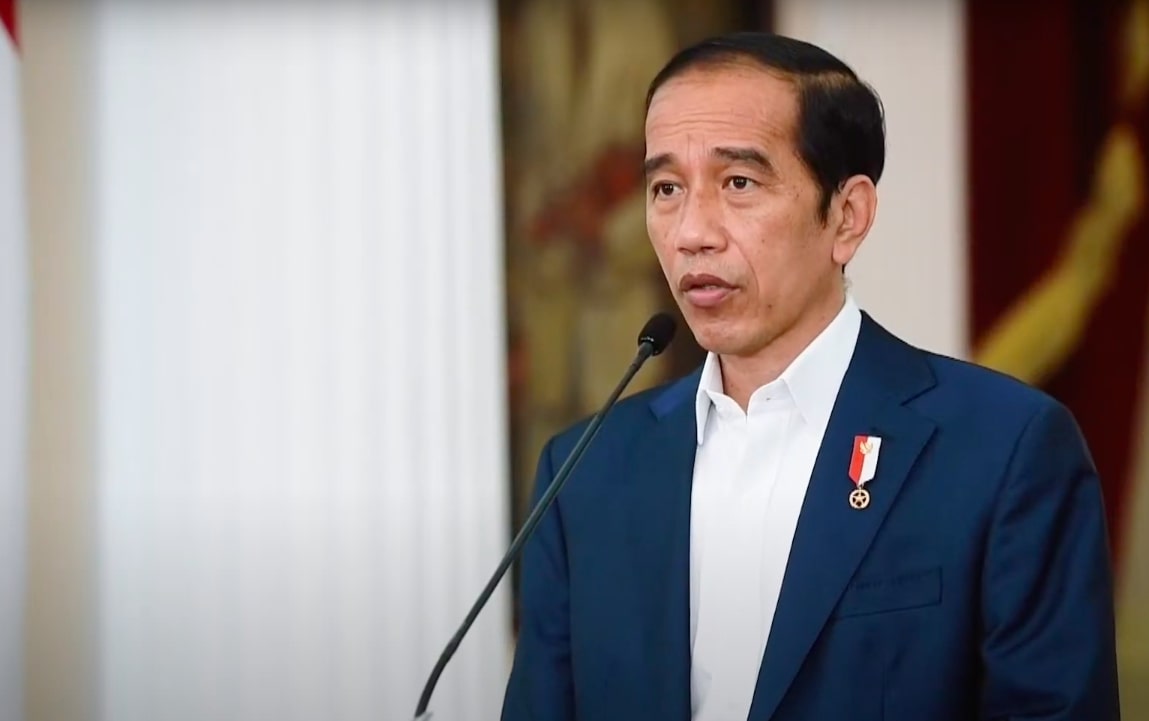 Jokowi Resmi Sebagai Anggota Kehormatan Golkar